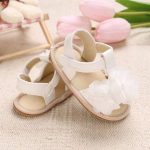 پاپوش صندل دخترانه نوزادی طرح گل وارداتی