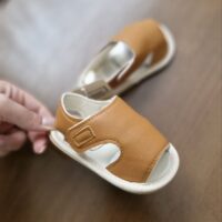 پاپوش صندل اسپرت نوزادی چرم وارداتی | بپوشاپ