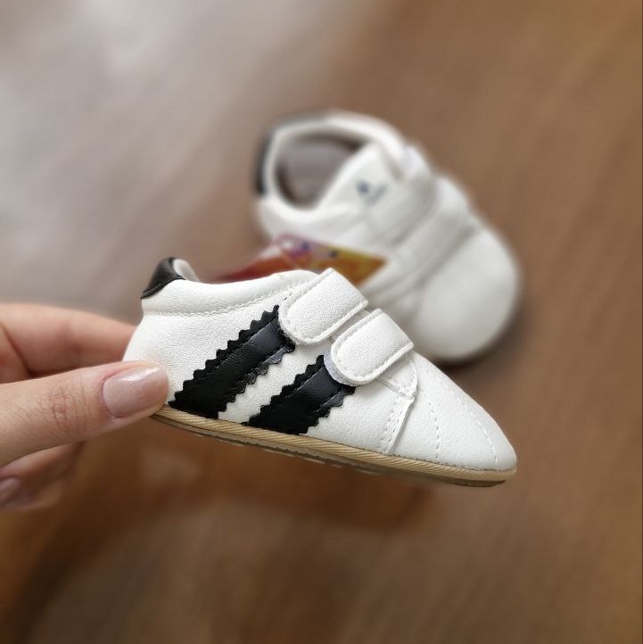 پاپوش اسپرت نوزادی آدیداس چسبی وارداتی | بپوشاپ