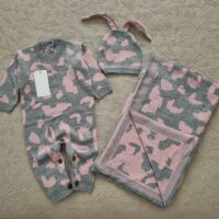 ست بافت نوزادی 3 تیکه طرح گاوی طوسی صورتی ترک