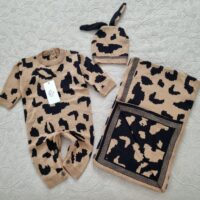 ست بافت نوزادی 3 تیکه طرح گاوی شتری مشکی ترک