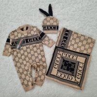 ست بافت نوزادی 3 تیکه طرح گوچی Gucci شتری مشکی ترک