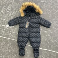 سرهمی کاپشنی لاکچری طرح گوچی Gucci مشکی ترک