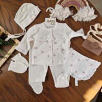 ست بیمارستانی دخترانه 5 تیکه طرح گلدوزی ترک